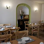 Logis Le Saint Nicolas Hotel