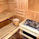 Hotel Logis Le Saint Nicolas 3*