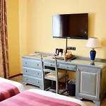Hotel Logis Le Saint Nicolas 3*