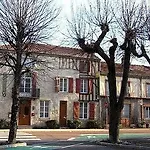 Hotel Logis Le Saint Nicolas 3*