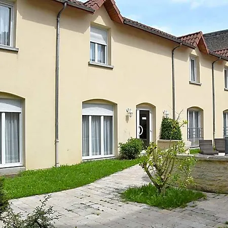 Logis Le Saint Nicolas Отель