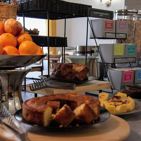 Hotel Logis Le Saint Nicolas 3*