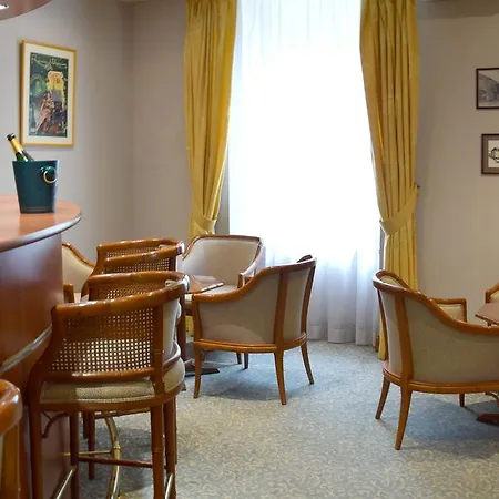 Logis Le Saint Nicolas Bar-sur-Aube