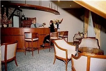 Logis Le Saint Nicolas 3* Бар-сюр-Об