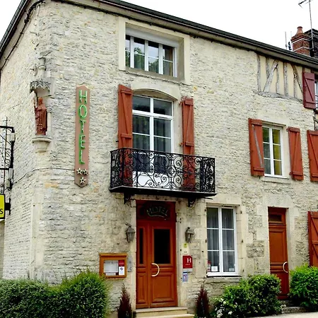 Hotel Logis Le Saint Nicolas 3*
