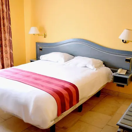 Hotel Logis Le Saint Nicolas