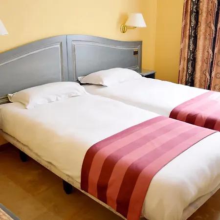 Logis Le Saint Nicolas 3*