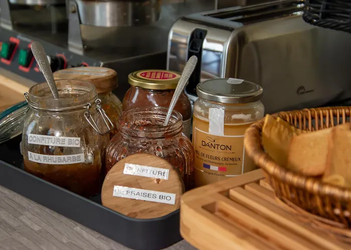 Logis Le Saint Nicolas Bar-sur-Aube