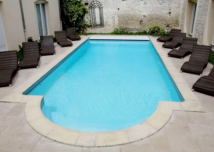 Logis Le Saint Nicolas 3*