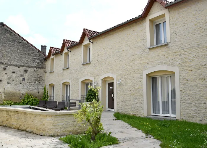 Hotel Logis Le Saint Nicolas 3*