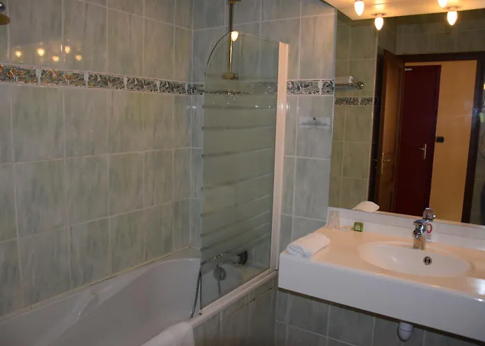 Logis Le Saint Nicolas Hotel Bar-sur-Aube