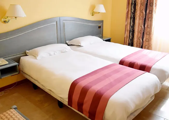 Logis Le Saint Nicolas 3*