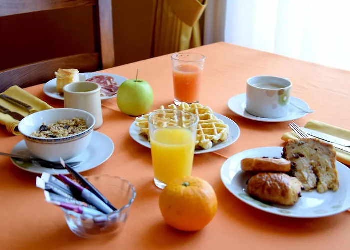 Hotel Logis Le Saint Nicolas Bar-sur-Aube